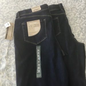 Bianca Nygard stretch jeans NWT